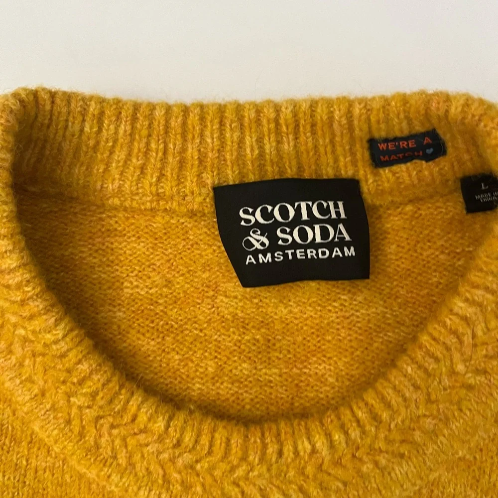 Scotch & Soda Men's Mustard Crewneck Sweater - Picture 11 of 14